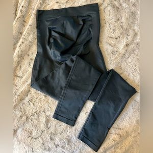 Blanqi Maternity Leggings